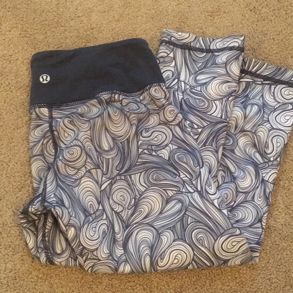 Lululemon Capri leggings